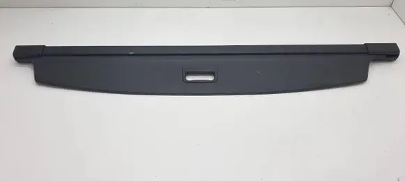 Volkswagen Touran I Manual rear window sunshade cover 
