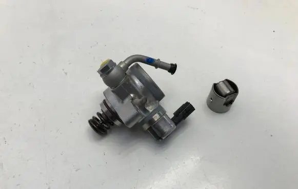 Mazda CX-60 Fuel injection high pressure pump PXK7203F0