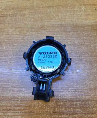 Volvo XC70 High frequency speaker in the rear doors 31252330 10W43