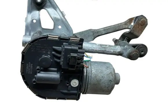 Peugeot 3008 I Front wiper linkage and motor 3397021288 9671062180