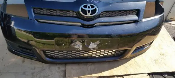 Toyota Corolla Verso E121 Front bumper 52119-0F010