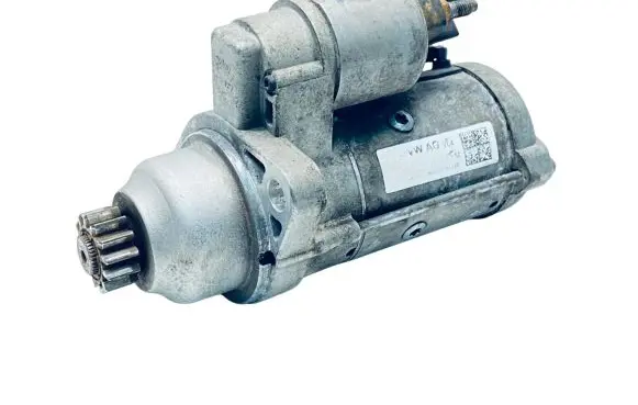 Volkswagen Golf VII Starter motor 0AM911023M