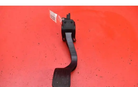 Peugeot 5008 Accelerator throttle pedal 9671416780
