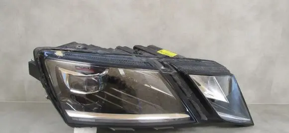 Skoda Octavia Mk3 (5E) Headlight/headlamp 5E1941016D