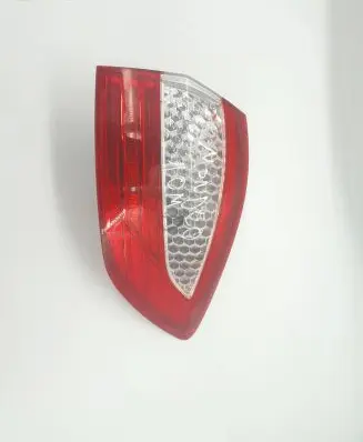 Ford Mondeo MK IV Rear/tail lights 7S7113404B