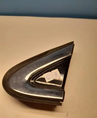 Lexus RX 450H Fender end trim 6011848030