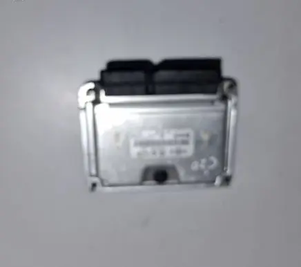 Volkswagen PASSAT B5.5 Engine control unit/module 038906019BM 28SA4857 0281010307