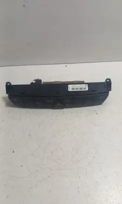 Mercedes-Benz ML W164 Central console control unit A1648709910 1648709910