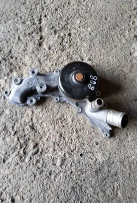 Chrysler 200 Water pump 68111624