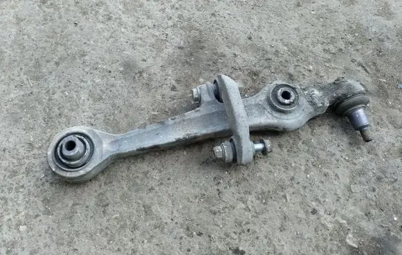 Audi A4 S4 B5 8D Front lower control arm/wishbone