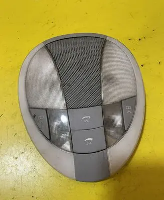 Mercedes-Benz E W211 Front seat light A2118202001 2118202001