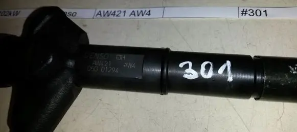 Nissan Primera Fuel injector AW421AW4 AW421 AW4