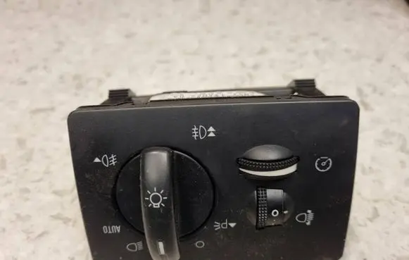 Ford Focus C-MAX Light switch 4M5T13A024DA 04059780