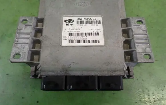 Citroen C5 Engine control unit/module ECU