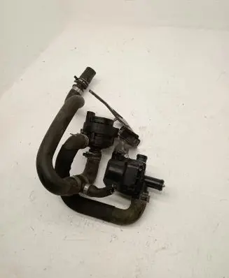 Mercedes-Benz GLE (W166 - C292) Webasto circulation pump for autonomous heater A1665000340