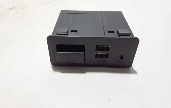 USB socket connector