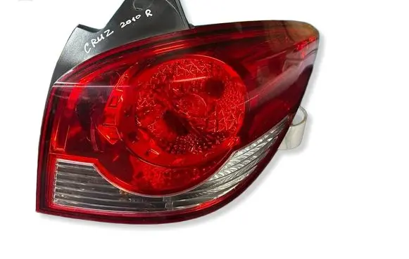 Chevrolet Cruze Tailgate rear/tail lights 