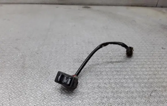 Nissan X-Trail T30 Seat heating switch