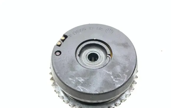BMW 5 F10 F11 Camshaft pulley/ VANOS 13610513