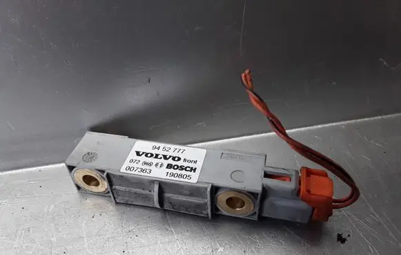 Volvo XC70 Airbag deployment crash/impact sensor 9452777
