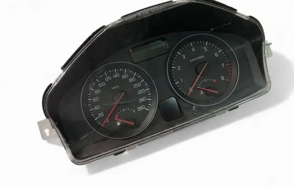 Volvo V50 Speedometer (instrument cluster) 30765308