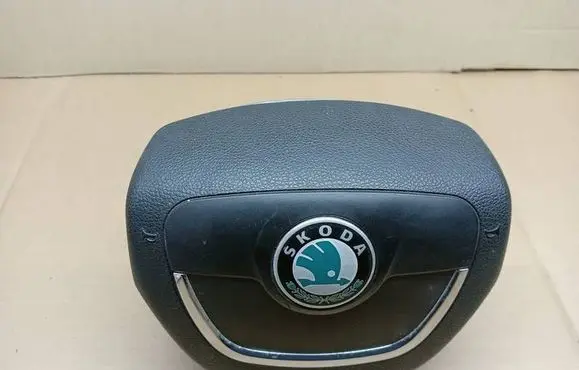 Skoda Octavia Mk2 (1Z) Steering wheel airbag 1Z0880201AH