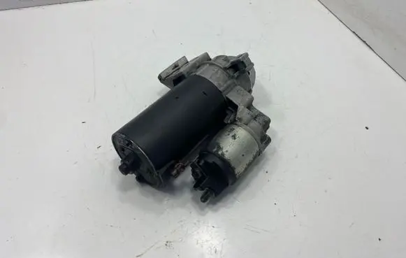BMW 7 F01 F02 F03 F04 Starter motor 1005831793