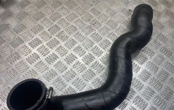 Mercedes-Benz Vito Viano W638 Intercooler hose/pipe A6385281982 ZGS00314003