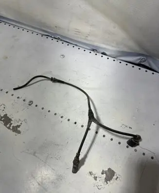 Volkswagen Golf VI Rear ABS sensor wiring 6E0973702
