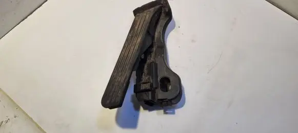 Volkswagen Golf V Accelerator throttle pedal 1K1721503L