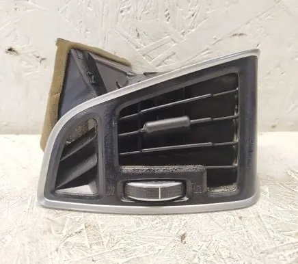 Ford Kuga II Dash center air vent grill 7463000
