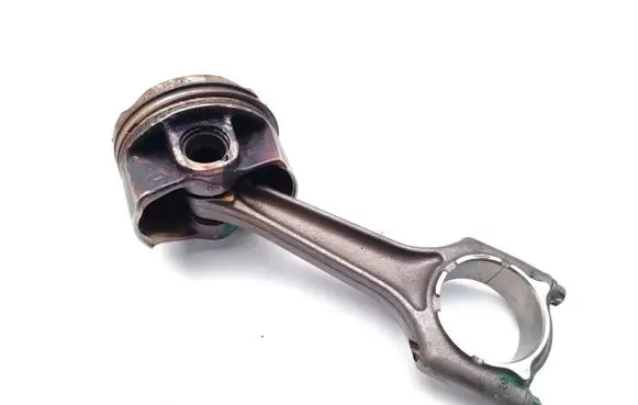 Mini One - Cooper F56 F55 Piston with connecting rod B38A15A