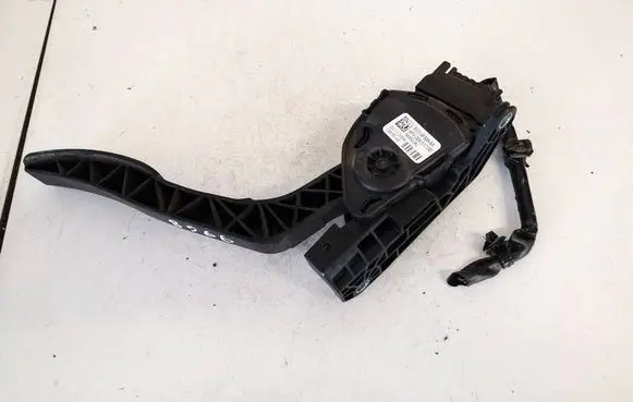 Mazda 2 Accelerator throttle pedal 8v219f836aa
