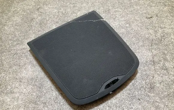 BMW iX3 Dash center speaker trim cover 6840081 107108282C 14924811