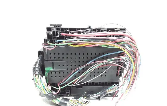 Volvo S80 Fuse module 8645716