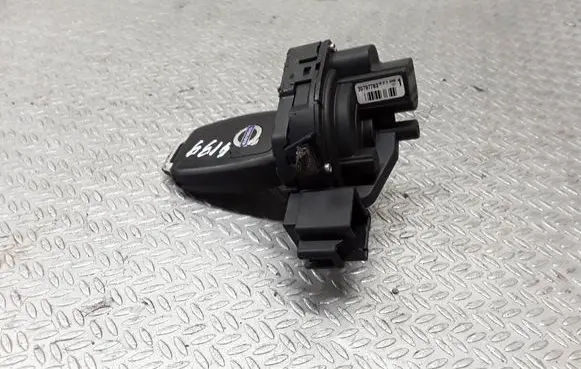 Volvo V50 Ignition lock 30797783