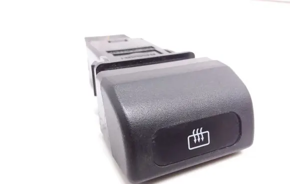 Subaru Forester SF Windscreen/window heater switch