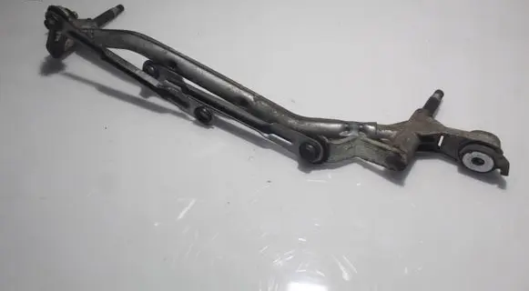 Citroen DS3 Front wiper linkage 
