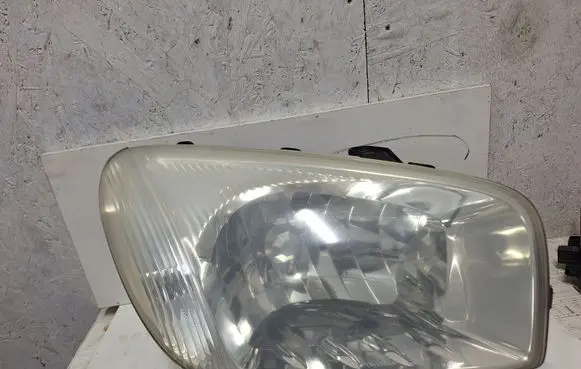Toyota RAV 4 (XA10) Headlight/headlamp