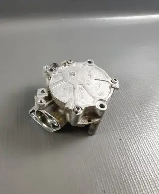 Audi A4 S4 B9 Vacuum pump 06K145100AB