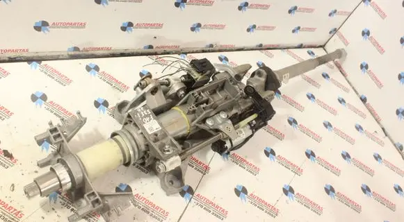 Steering wheel axle set