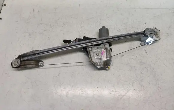 Opel Zafira A Rear door window regulator with motor