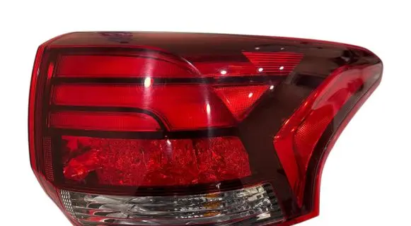Mitsubishi Outlander Rear/tail lights
