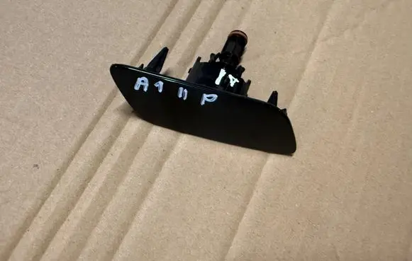 Audi A1 Headlight washer spray nozzle cap/cover 82A807754