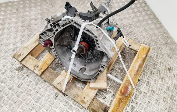 Renault Scenic IV - Grand scenic IV Manual 6 speed gearbox 320103635R B023608