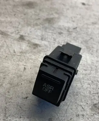 Traction control (ASR) switch