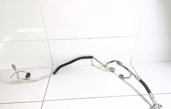 Nissan Leaf I (ZE0) Air conditioning (A/C) pipe/hose 924483NL1B 924483NL1A