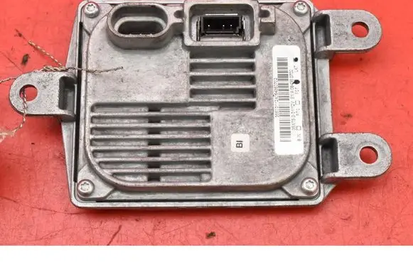 Ford Mondeo MK IV Voltage converter/converter module 35XT53D1