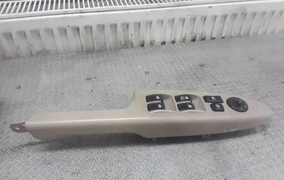 KIA Rio Electric window control switch 935701G110
