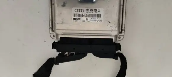Audi A4 S4 B6 8E 8H Engine control unit/module 038906019LJ 0281011222 1039S05323